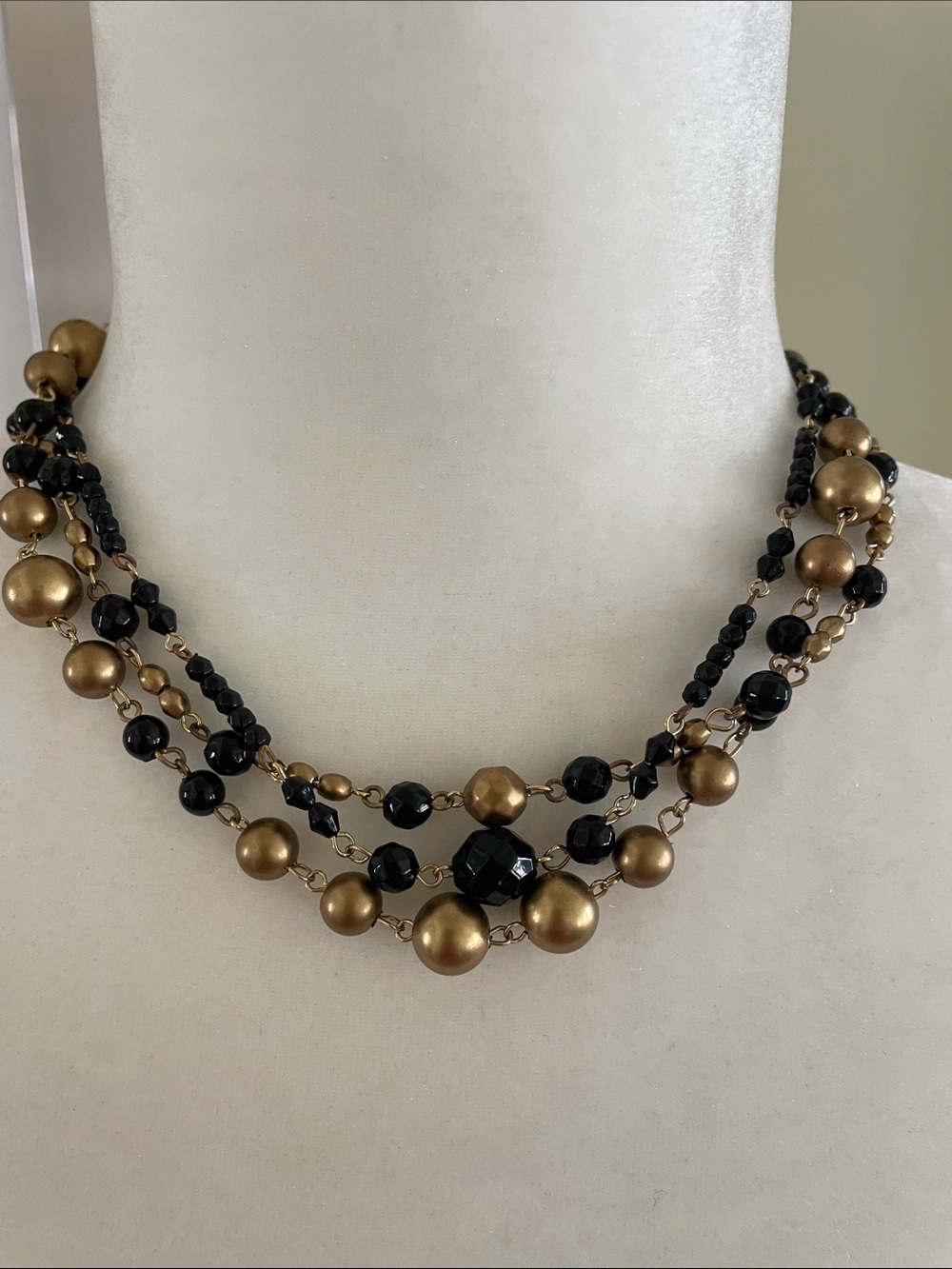 VINTAGE GOLD & BLACK 3-STRAND BEADED STATEMENT NECKLACE Boho Chic Layered